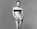 Carla Bruni al desnudo. Se subasta en 91.000 dólares una fotografía de la Primera Dama de Francia
